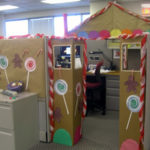 : cubicle decorating ideas for christmas