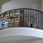 : front balcony railing design