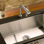: white undermount kitchen sink