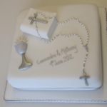 : first communion cakes