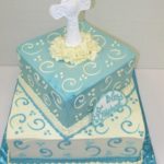 : first communion cakes uk