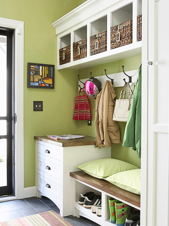 mudroom ideas for small spaces