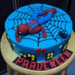 : spiderman cakes designs